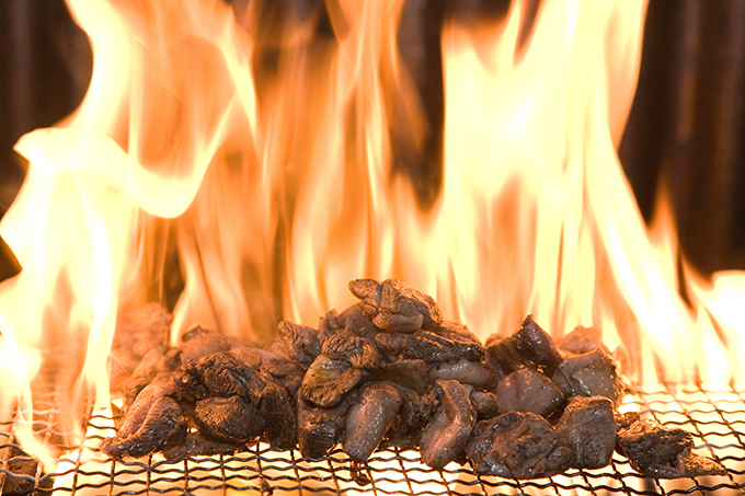 男性に人気のプレゼント「鶏炭火焼レアー」