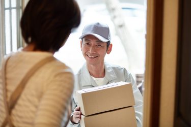 宮崎の鶏炭火焼を通販で。本場の味が自宅に届く、創業1983年の燻製専門店