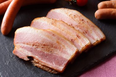 食べれば分かる まじめな仕事「スモークソフトベーコン」